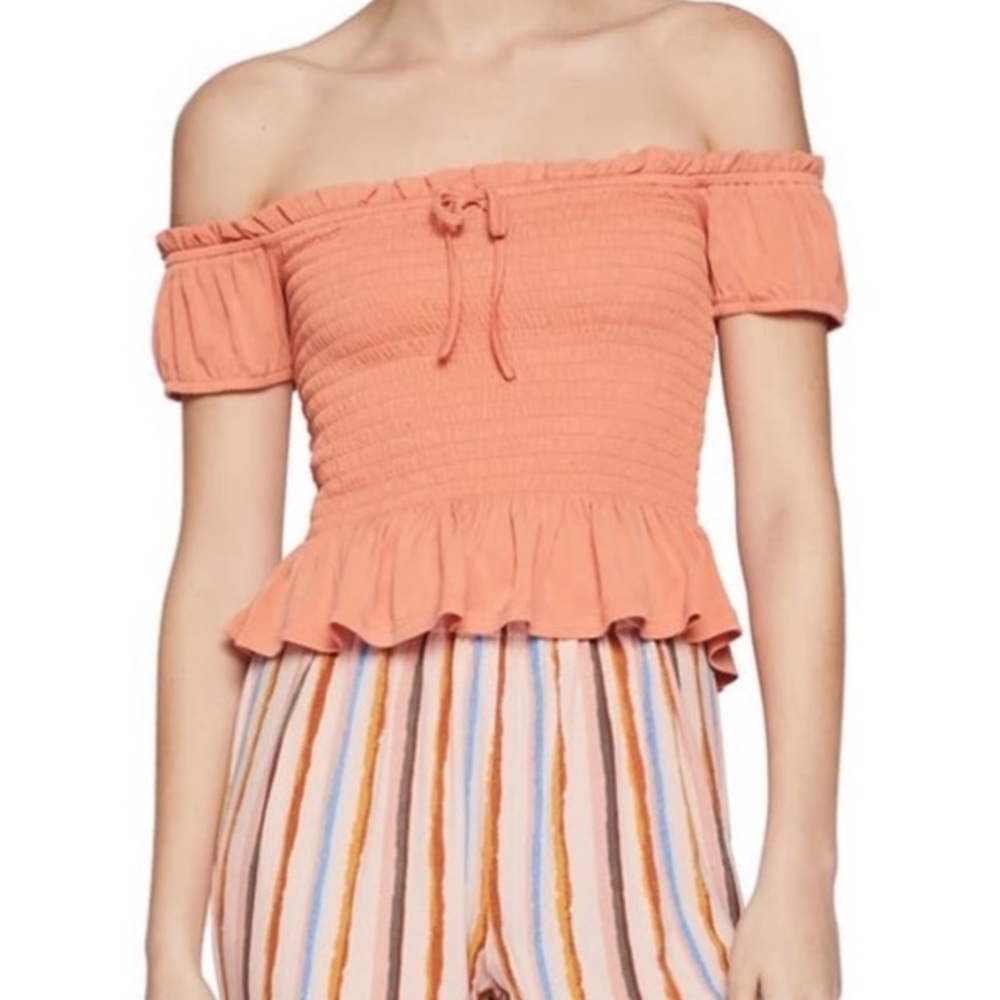 BCBGeneration SMOCKED TOP